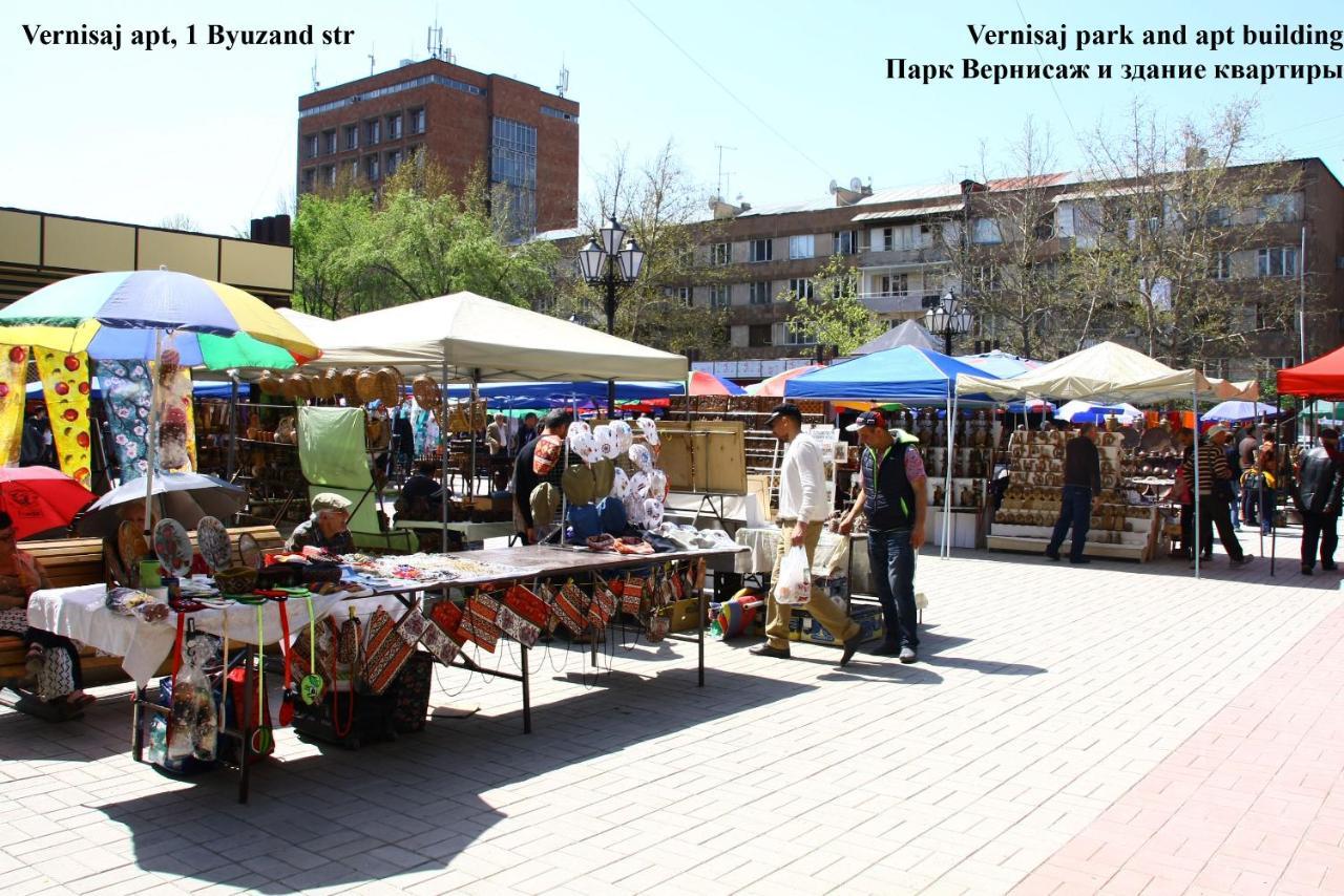 Vernisaj Apt At Republic Square & Ruben Tours Jerevan Buitenkant foto